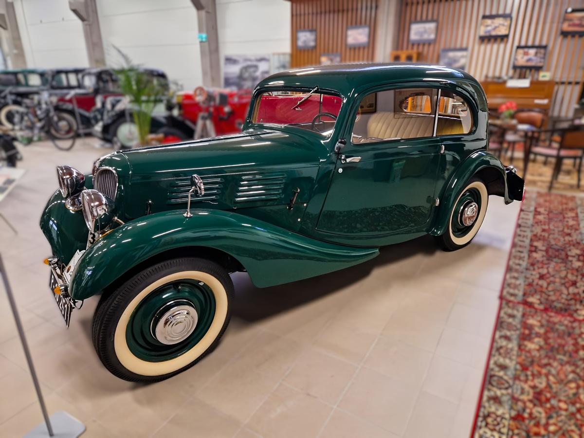 Poklice pro vůz Škoda Favorit typ 904